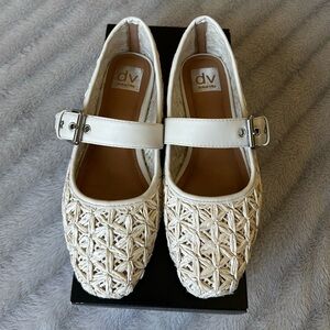 DV Dolce Vita Women's Mellie Woven Buckle Mary Jane Flats Size 8